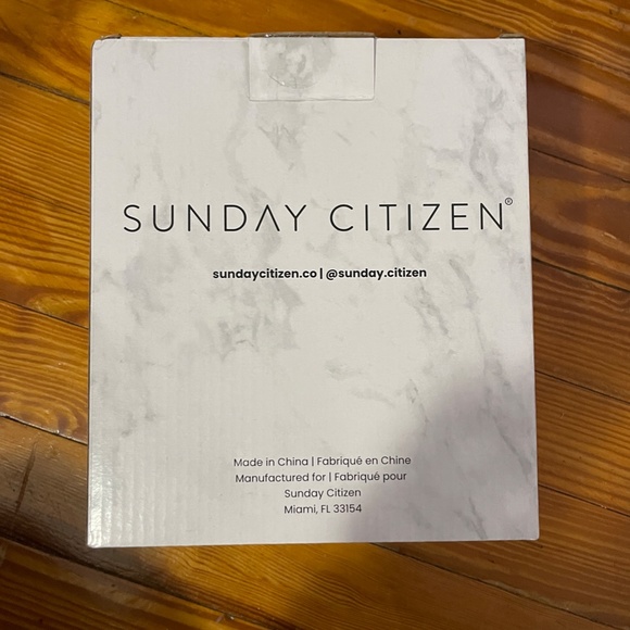 Sunday Citizen Resin Bath Set - Picture 6 of 6